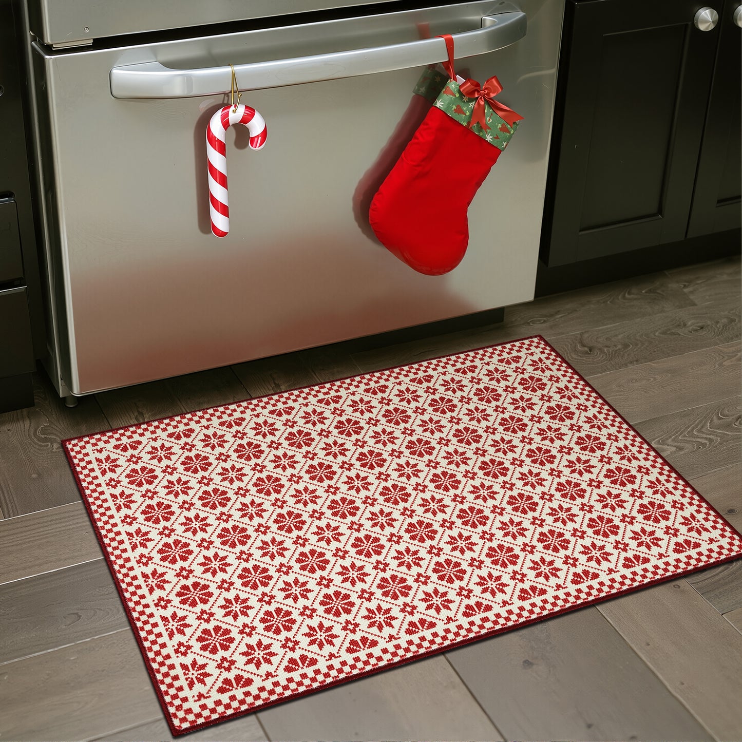 RUGKING Christmas Rug for Entryway Kitchen Knit Inspired Small Holiday Rug for Porch Bathroom Snowflake and Clover Printed Winter Xmas Decor Washable Doormat for Bedroom Non Slip